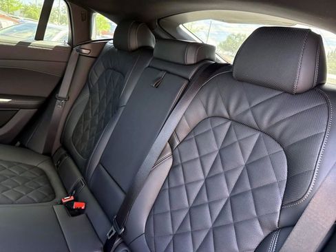 New 2026 BMW X6 xDrive40i w/ Climate Comfort Package AWD/4WD image 15