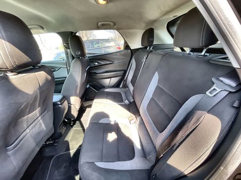 Used 2023 Chevrolet TrailBlazer LT w/ Convenience Package image 22