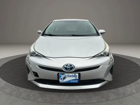 Used 2016 Toyota Prius Two image 14