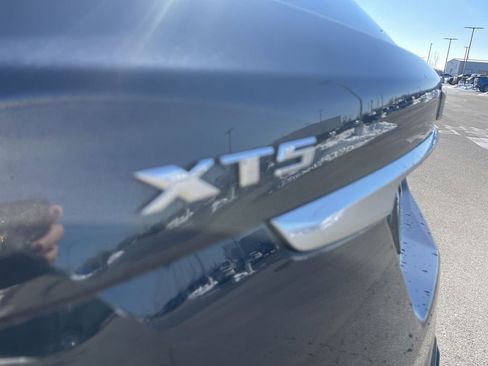 Certified 2023 Cadillac XT5 Premium Luxury w/ Technology Package image 4