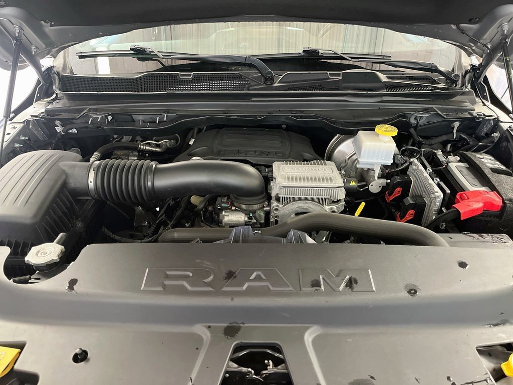 Used 2022 RAM 1500 Big Horn AWD/4WD image 29