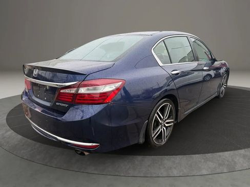 Used 2016 Honda Accord Sport image 5