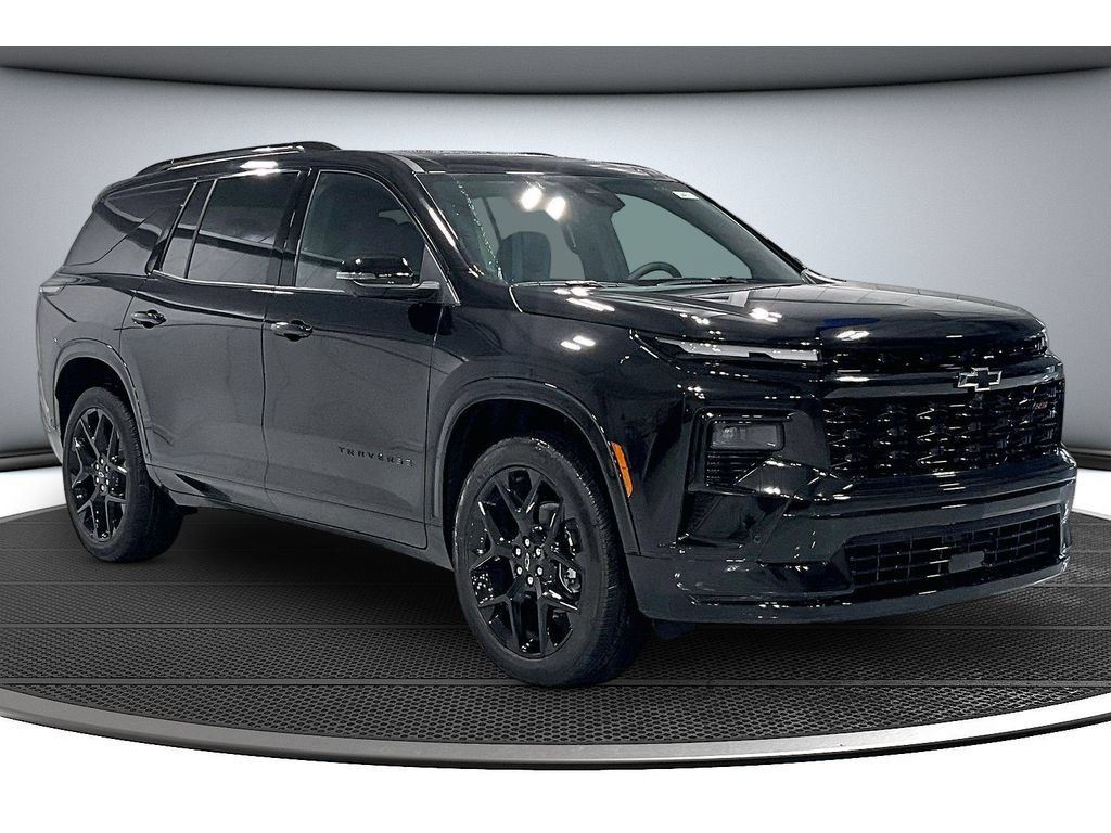 New 2026 Chevrolet Traverse RS w/ LPO, Floor Liner Package FWD image 2