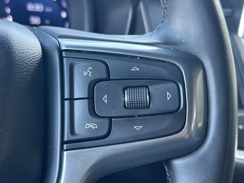 Used 2024 Chevrolet Suburban Premier AWD/4WD image 37
