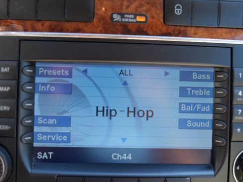 Used 2007 Mercedes-Benz CLK 350 2dr Coupe 3.5L image 26