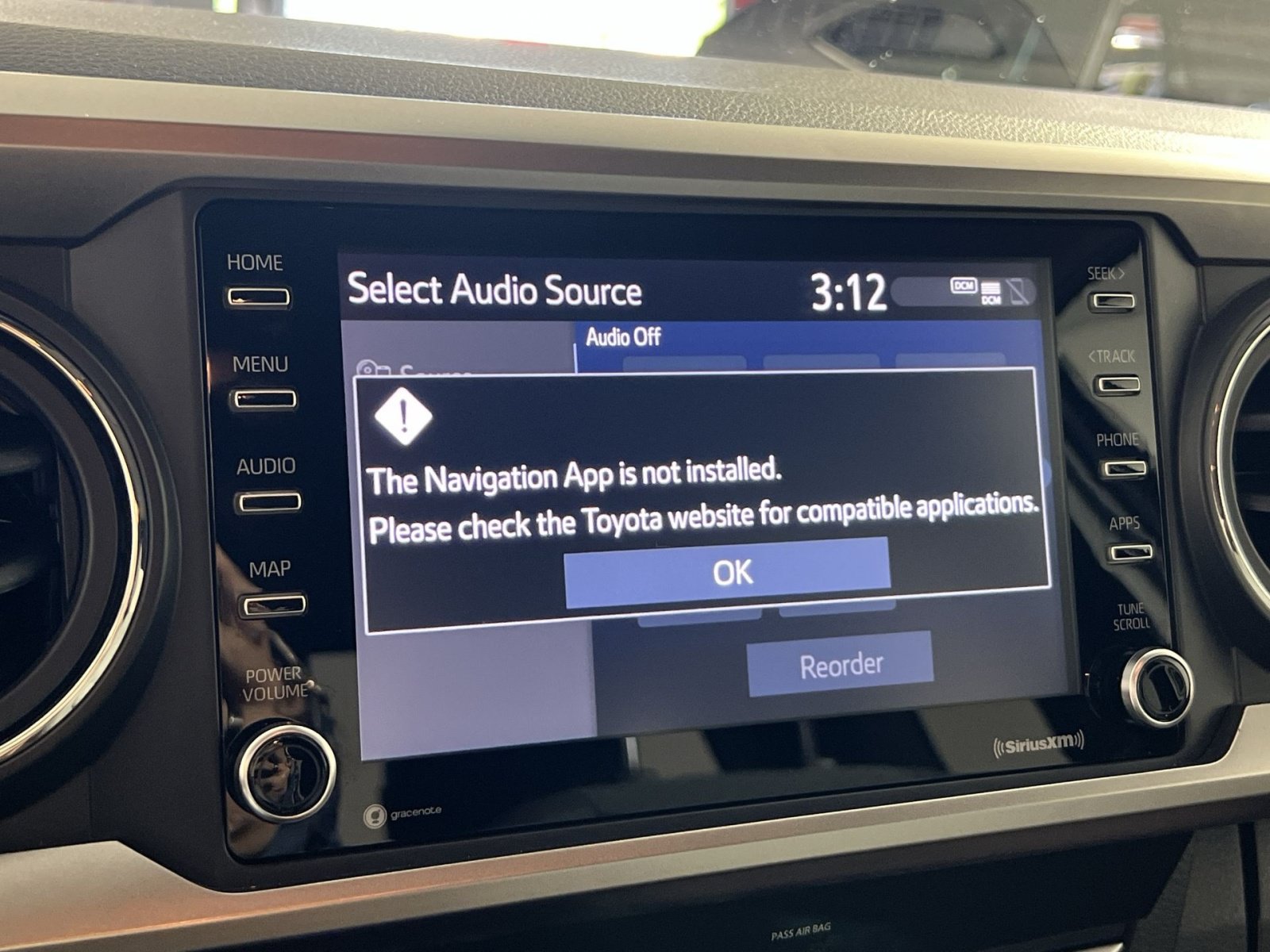 Used 2022 Toyota Tacoma SR5 w/ SR5 Appearance Package (SM) AWD/4WD image 20
