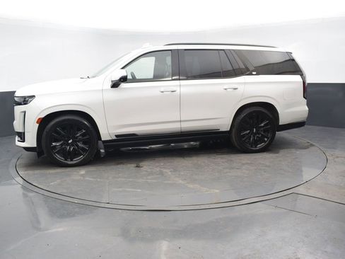 Used 2023 Cadillac Escalade Sport Platinum image 2