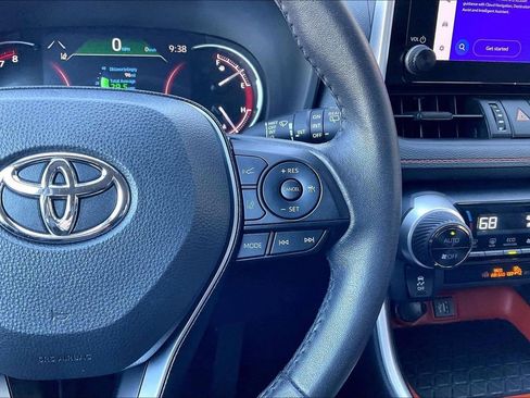 Used 2024 Toyota RAV4 Adventure image 19