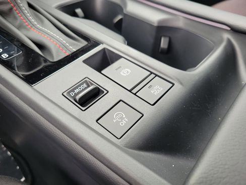 New 2026 Nissan Sentra SR w/ Floor Mat Package image 27