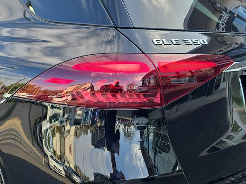 New 2026 Mercedes-Benz GLE 350 4MATIC image 11