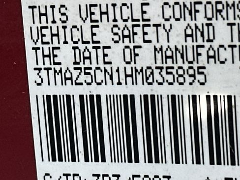 Used 2017 Toyota Tacoma SR5 w/ Tow Package RWD image 32
