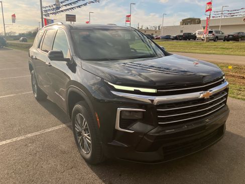 New 2026 Chevrolet Traverse LT w/ Enhanced Driving Package image 1