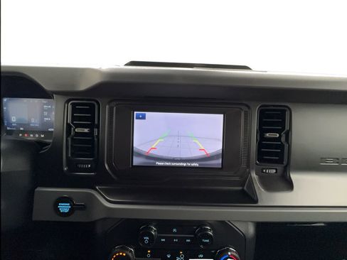 Used 2023 Ford Bronco 4-Door AWD/4WD image 41