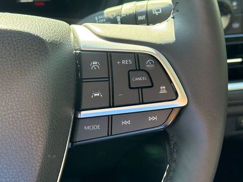 Used 2025 Toyota Grand Highlander AWD Hybrid image 28