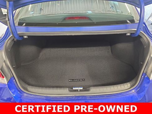 Certified 2025 Hyundai Elantra Sport image 13
