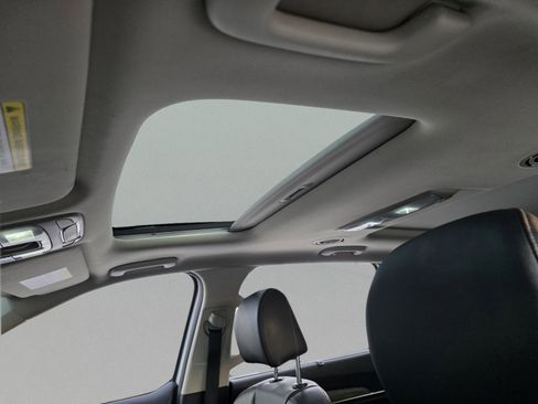 Used 2022 Kia Telluride SX w/ Nightfall Edition Package image 13