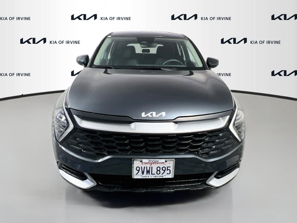 Used 2025 Kia Sportage LX FWD image 2