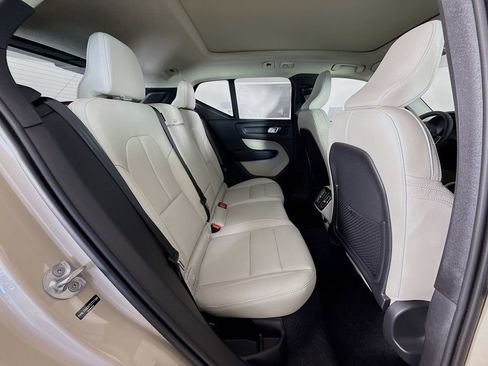 New 2026 Volvo XC40 B5 Plus w/ Protection Package Premier AWD/4WD image 28