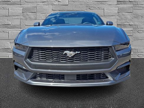 Certified 2025 Ford Mustang Coupe RWD image 3
