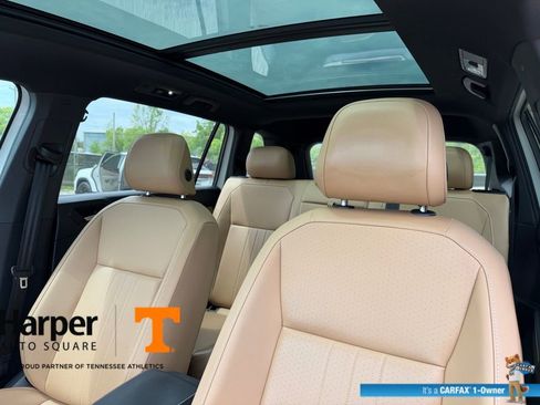 Used 2024 Volkswagen Tiguan SE R-Line image 12