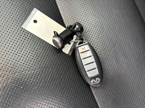 Used 2019 INFINITI QX50 Essential w/ Premium Heat Package image 29