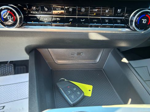 New 2026 Chevrolet Equinox RS w/ Convenience Package III image 21