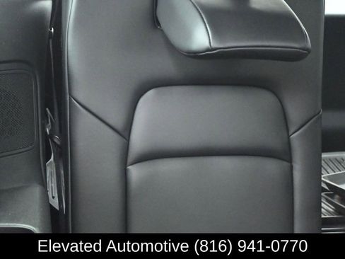 Used 2022 Nissan Pathfinder Platinum w/ Cargo Package AWD/4WD image 14