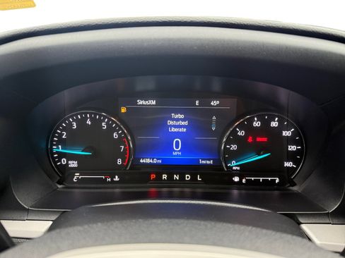 Certified 2022 Ford Explorer XLT w/ Equipment Group 202A image 11