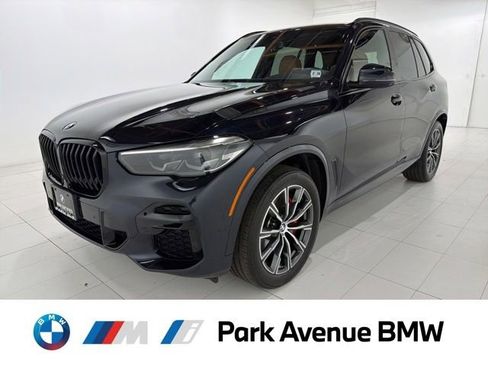 Certified 2023 BMW X5 xDrive40i w/ M Sport Package AWD/4WD image 1