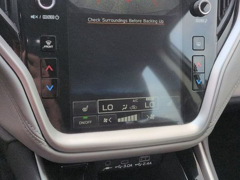 Used 2025 Subaru Legacy Premium AWD/4WD image 26