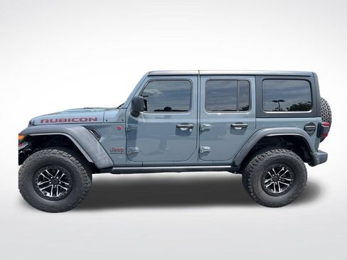 Used 2024 Jeep Wrangler Unlimited Rubicon w/ XTREMEE 35" Tire Package AWD/4WD image 2
