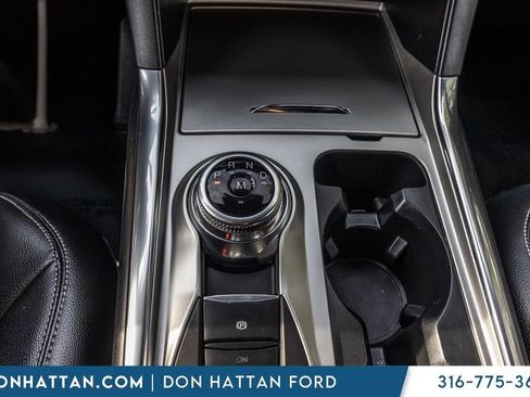Used 2020 Ford Explorer XLT w/ Equipment Group 202A AWD/4WD image 9