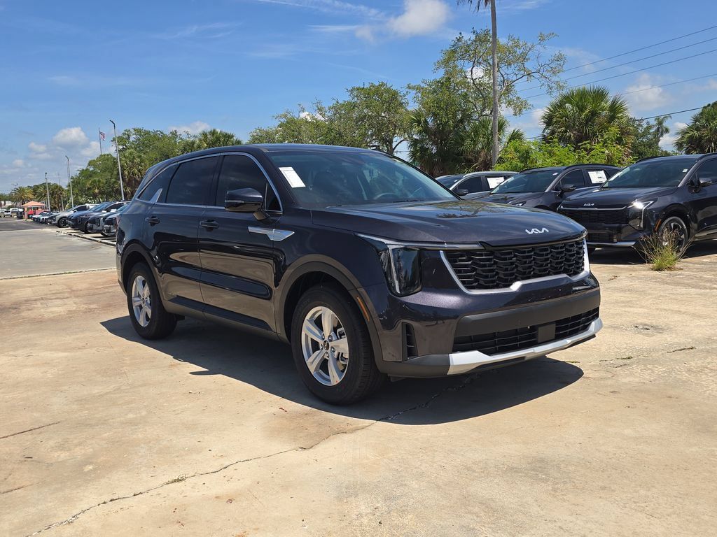 New 2026 Kia Sorento LX FWD image 2