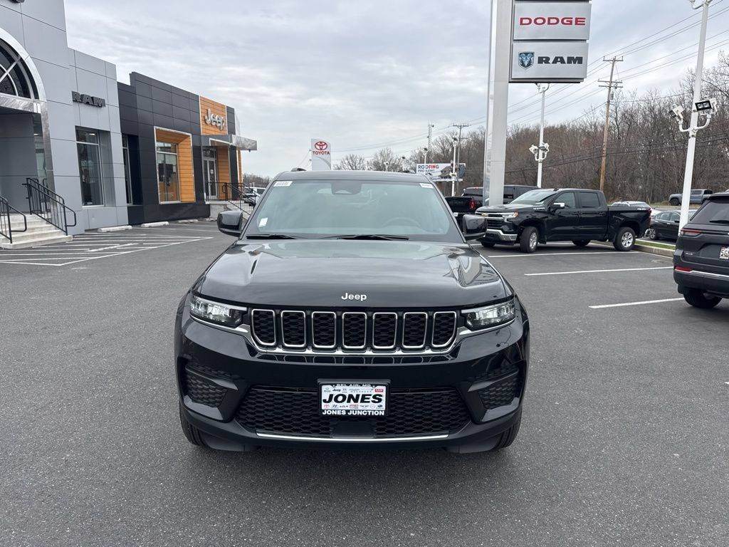 New 2026 Jeep Grand Cherokee Laredo X AWD/4WD image 3