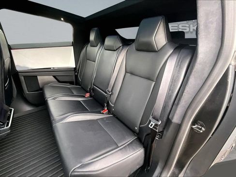 Used 2024 Tesla Cybertruck AWD Crew Cab image 25