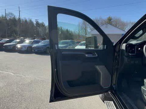 New 2026 Chevrolet Silverado 3500 High Country w/ High Country Premium Package AWD/4WD image 25