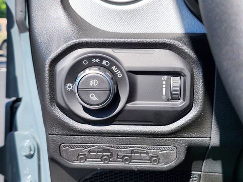 New 2026 Jeep Gladiator Sport AWD/4WD image 22