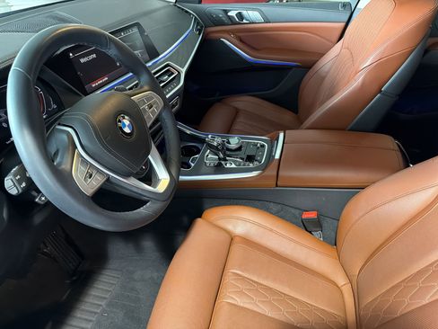 Used 2022 BMW X7 xDrive40i w/ Executive Package AWD/4WD image 3