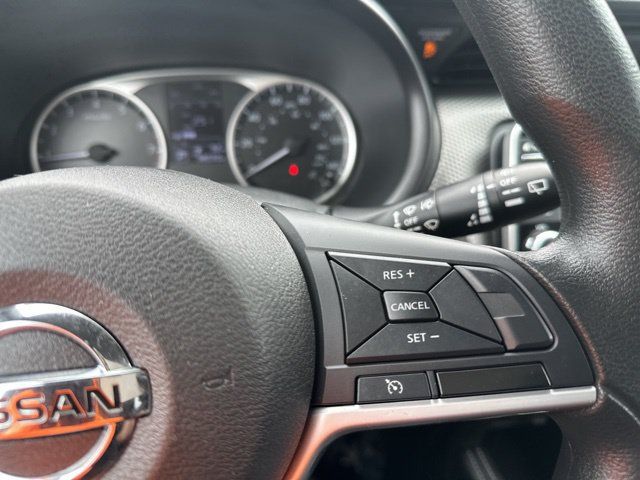 Used 2019 Nissan Kicks S FWD image 25