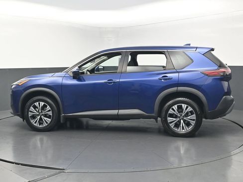Used 2022 Nissan Rogue SV FWD image 8
