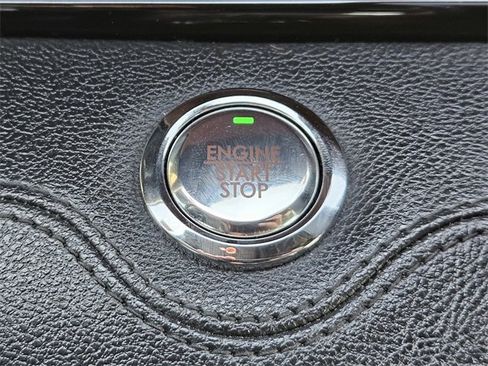 Used 2024 Lincoln Navigator L 4WD image 21