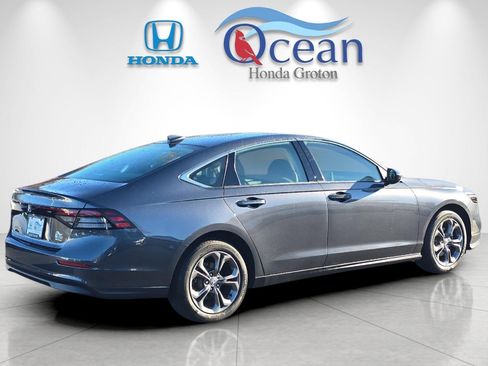 Used 2023 Honda Accord EX image 4