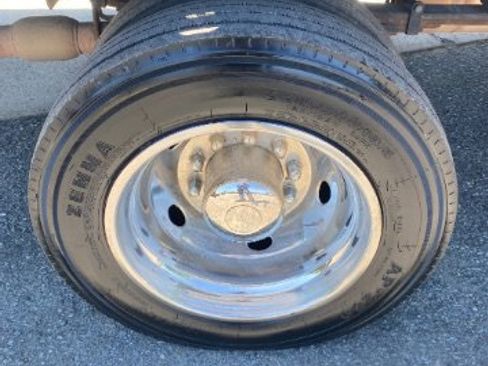 Used 2024 Ford F550 2WD Regular Cab Super Duty image 23