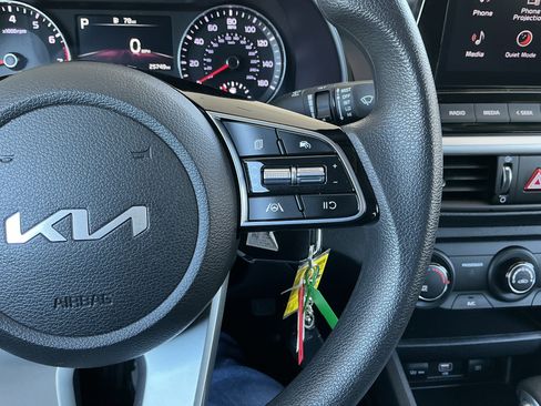 Used 2024 Kia Forte LXS w/ LXS Technology Package image 13