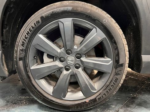 Used 2023 Honda Pilot Touring image 37