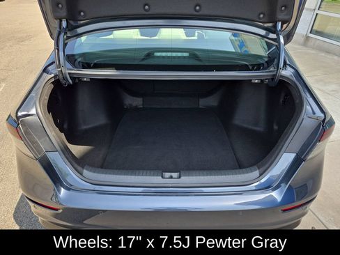 Used 2023 Honda Accord EX-L image 25