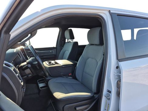 Used 2023 RAM 1500 Lone Star AWD/4WD image 10