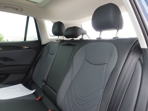 New 2026 Volkswagen Tiguan SE AWD/4WD image 30