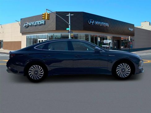 New 2026 Hyundai Sonata SEL FWD image 9