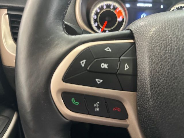 Used 2017 Jeep Cherokee Limited AWD/4WD image 15